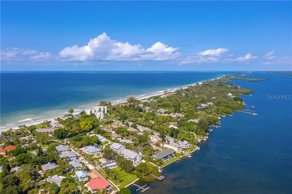 5041 N Beach Road Englewood FL 34223