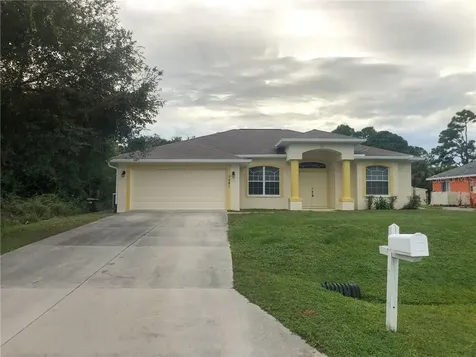1581 Portage Street North Port FL 34287