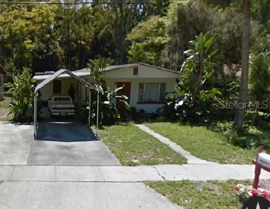 1566 29th Street Sarasota FL 34234