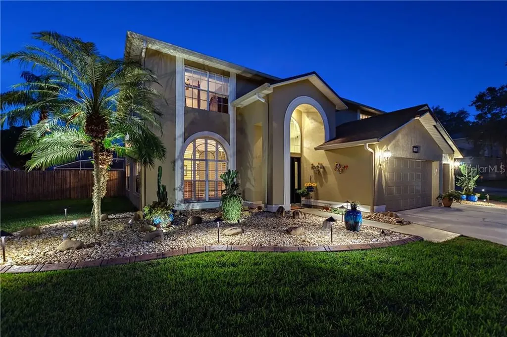 2444 Point O Woods Court Oviedo FL 32765