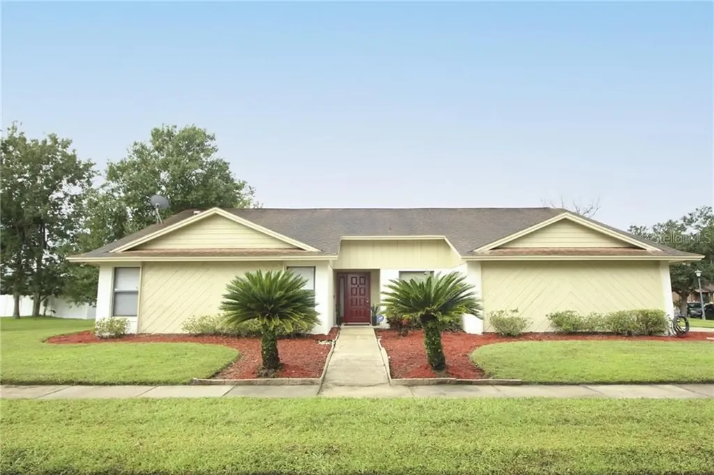 9020 Calwood Court Orlando FL 32825