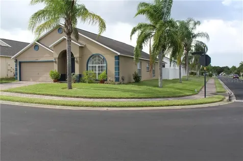568 Knightsbridge Circle Davenport FL 33896