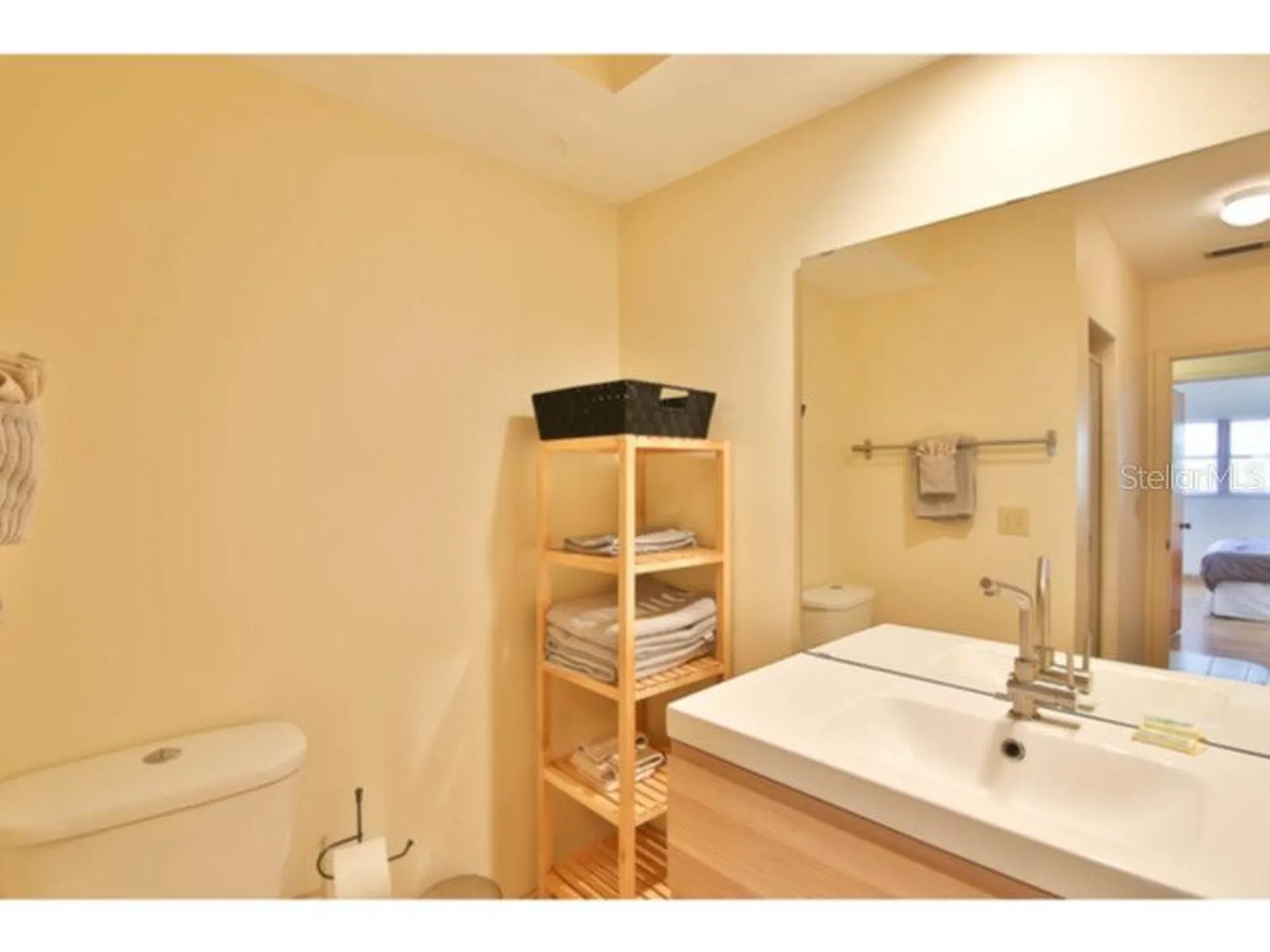 460 Beach Road Sarasota FL 34242