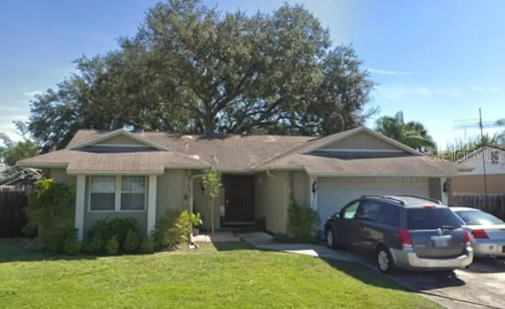 7203 Chesswood Court Tampa FL 33615