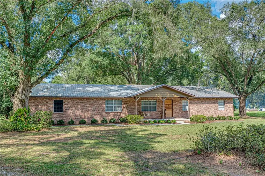 4825 Acorn Drive N Lakeland FL 33810