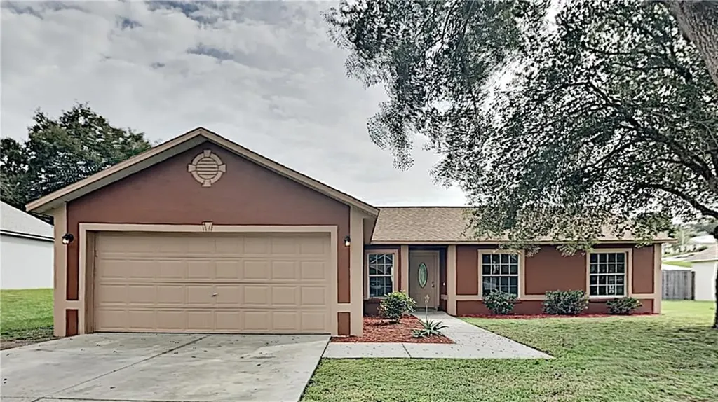 1041 Arbor Hill Circle Minneola FL 34715