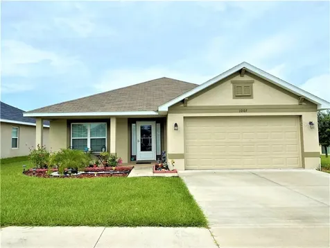 1007 Longville Circle Tavares FL 32778
