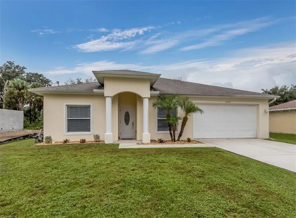 4295 Pawtucket Street North Port FL 34286