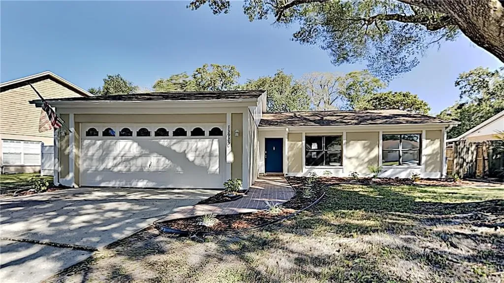 13925 Briardale Lane Tampa FL 33618