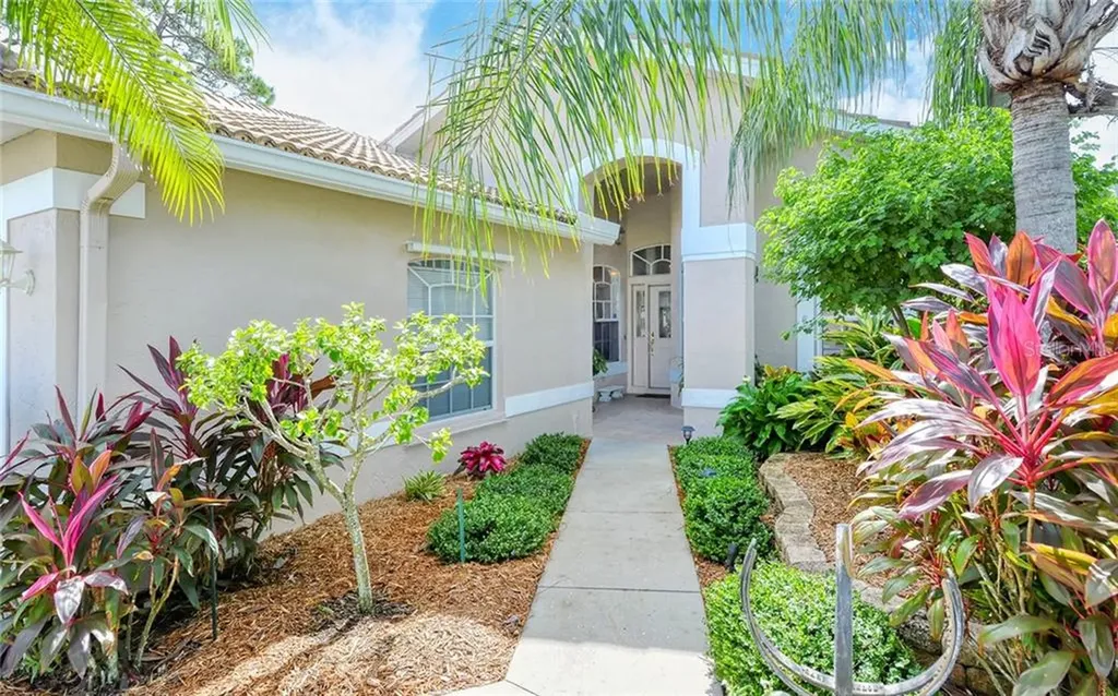 9406 Forest Hills Circle Sarasota FL 34238