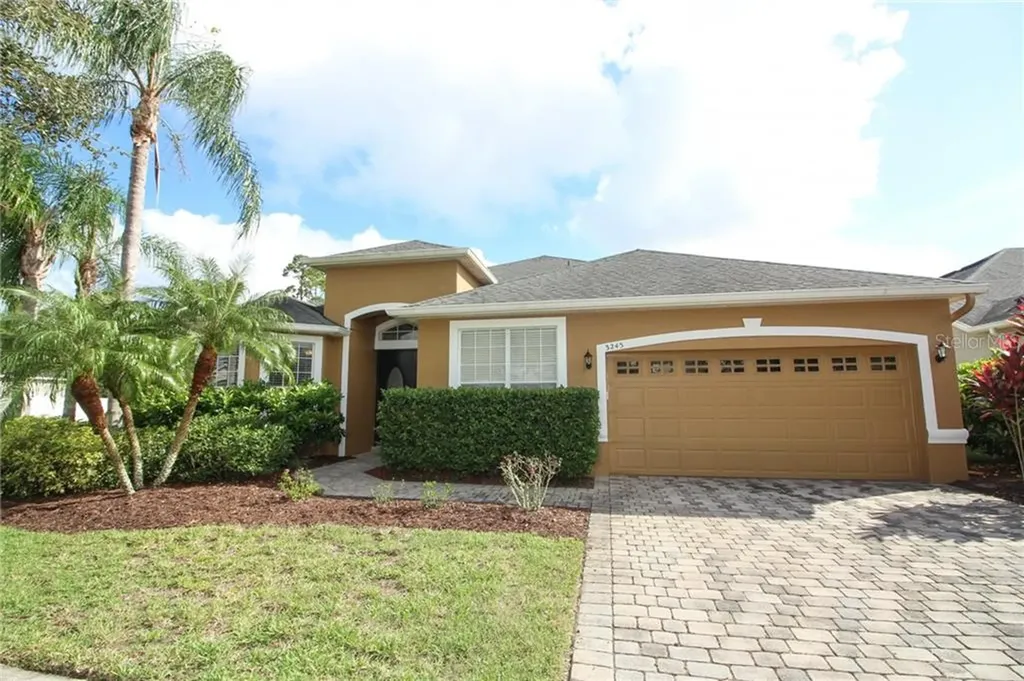 3245 Curving Oaks Way Orlando FL 32820