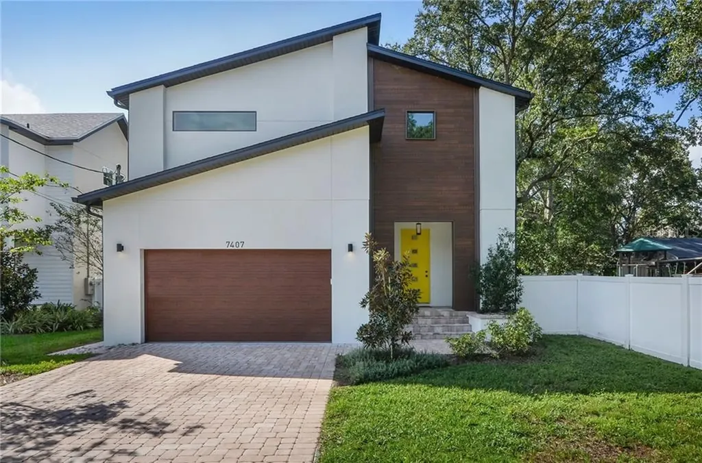 7407 S Sparkman Street Tampa FL 33616