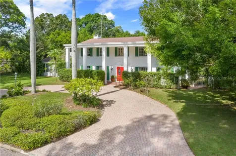 7211 4th Avenue S St Petersburg FL 33707