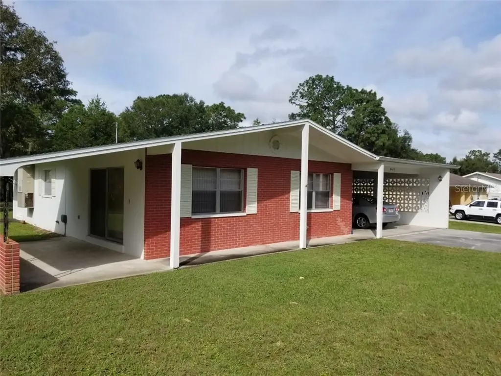 8482 SW 203rd Court Dunnellon FL 34431