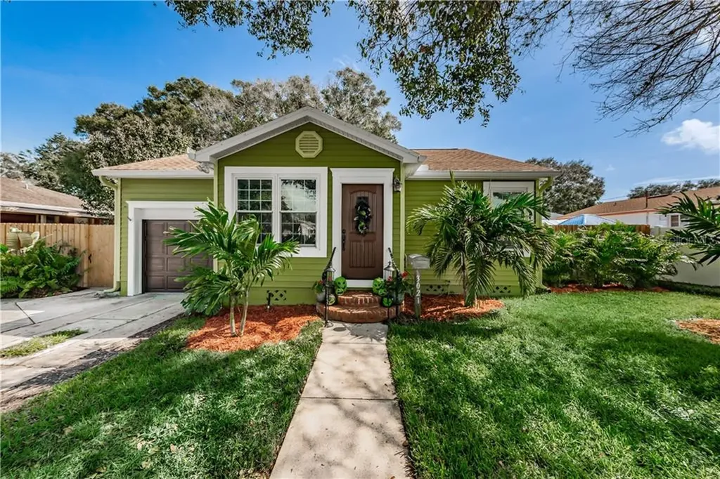 3021 15th Street N St Petersburg FL 33704