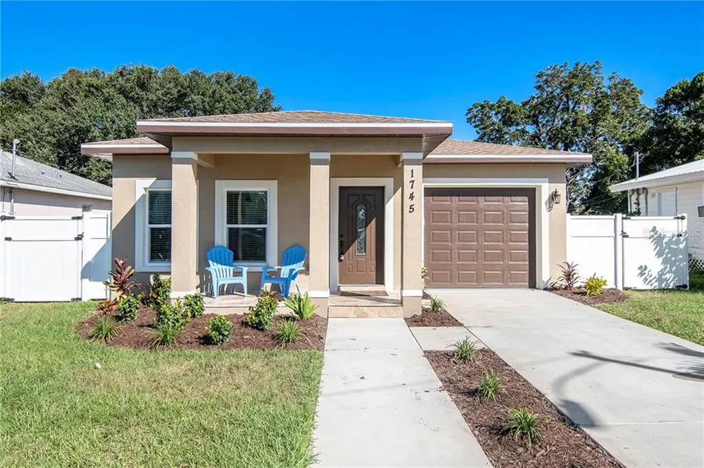 1745 13th Avenue S St Petersburg FL 33712