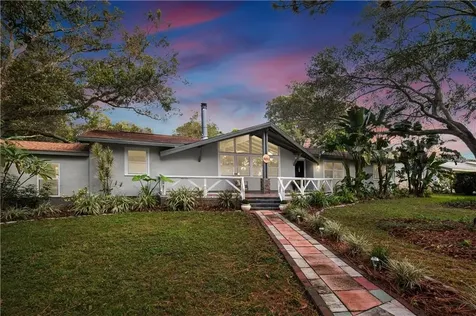 4653 33rd Avenue N St Petersburg FL 33713