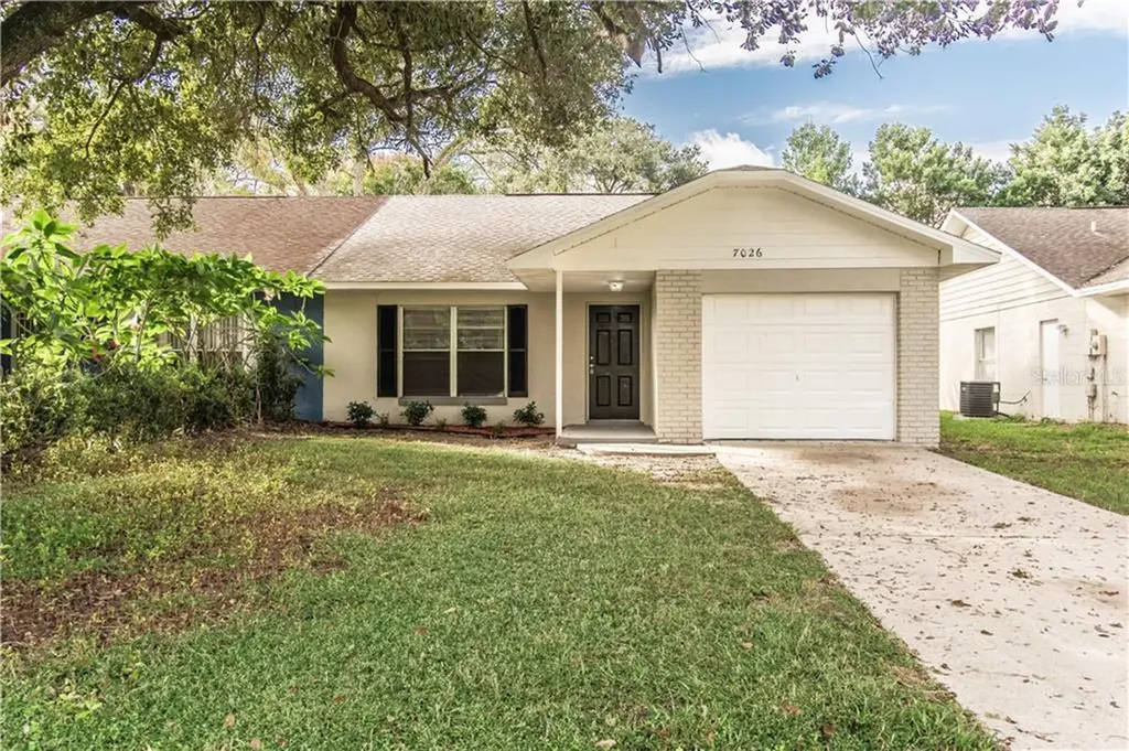 7026 Blue Earth Court Orlando FL 32818
