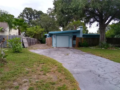 6323 1st Avenue N St Petersburg FL 33710