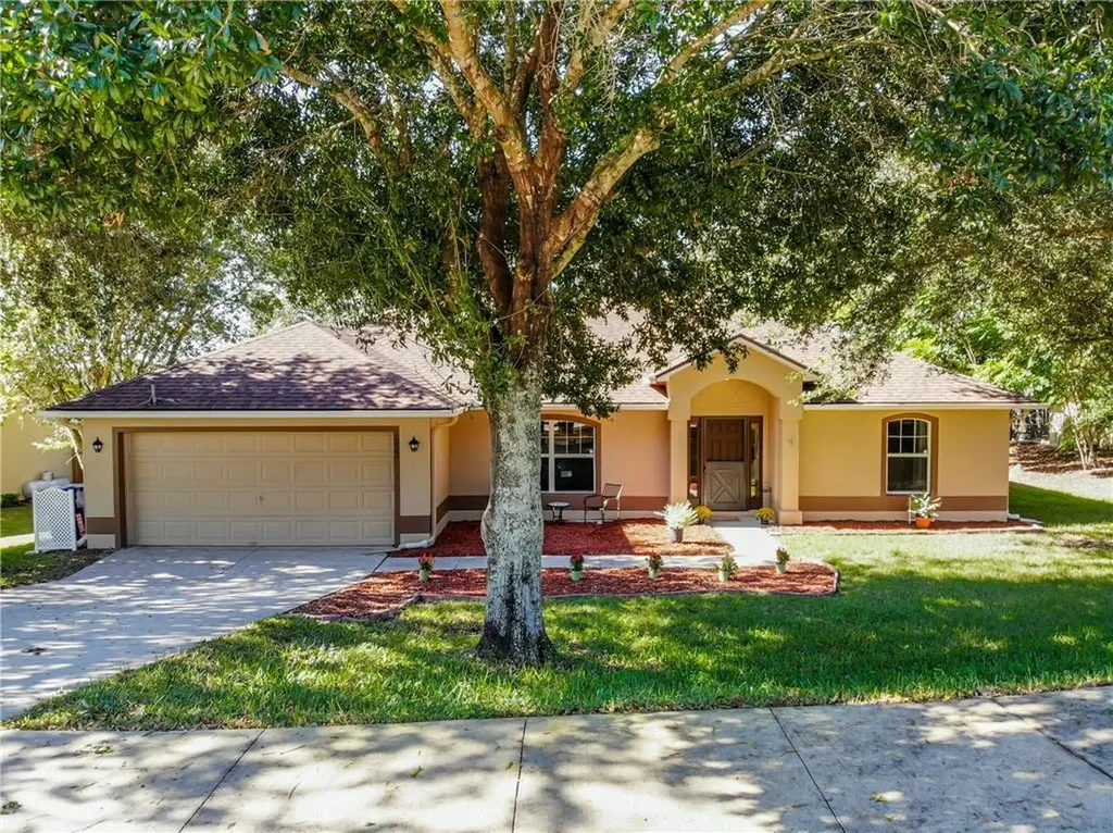 1222 Windy Bluff Drive Minneola FL 34715