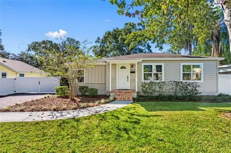 1022 46th Avenue N St Petersburg FL 33703