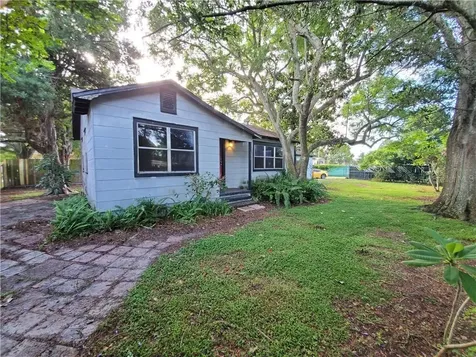 632 43rd Street S St Petersburg FL 33711