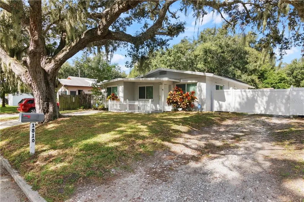 1510 9th Street W Palmetto FL 34221