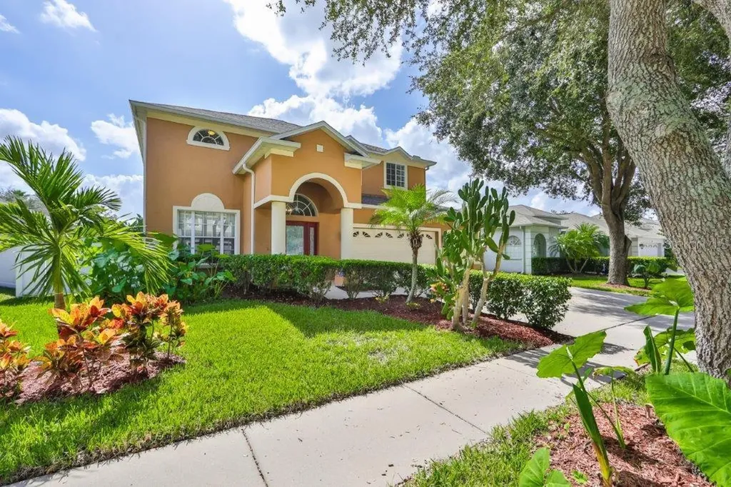 2709 King Surrey Court Valrico FL 33596