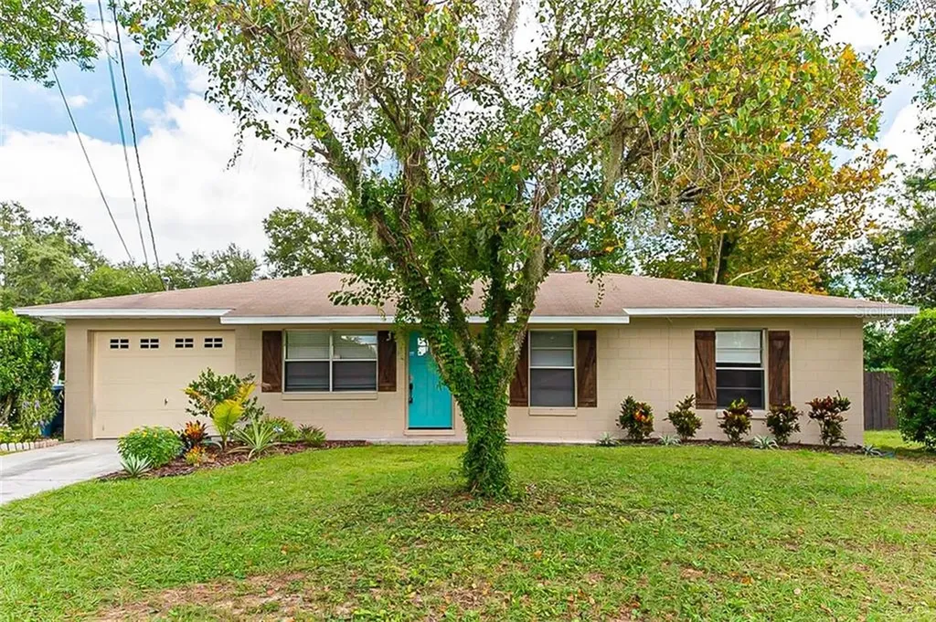 600 Fern Avenue Tavares FL 32778