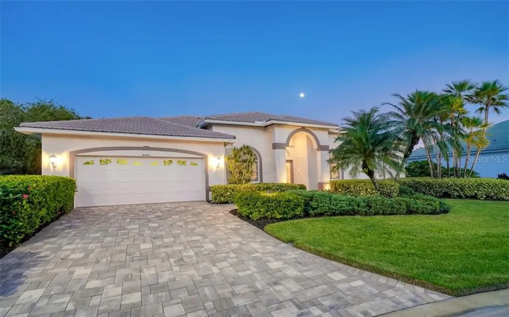 9409 Glen Abbey Lane Sarasota FL 34238