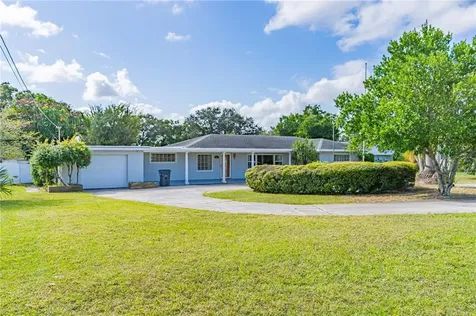 2217 Cypress Gardens Boulevard Winter Haven FL 33884