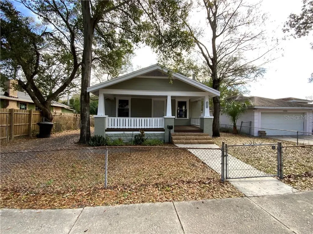 2110 10th Street S St Petersburg FL 33705