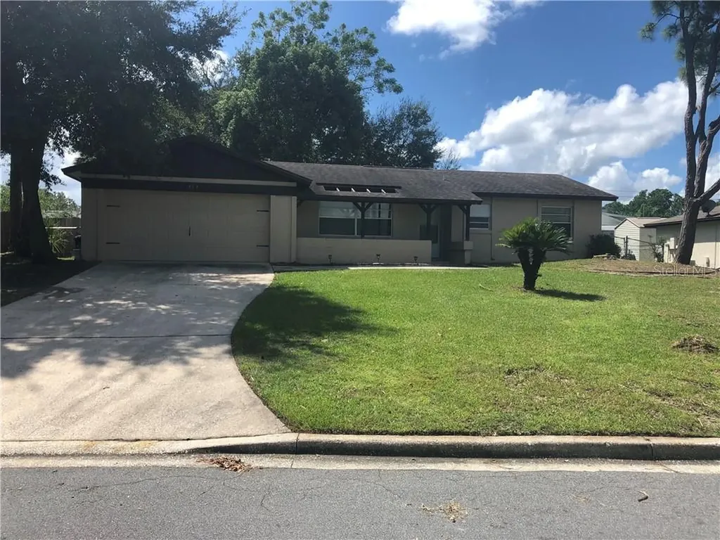 305 Tall Pine Lane Sanford FL 32773