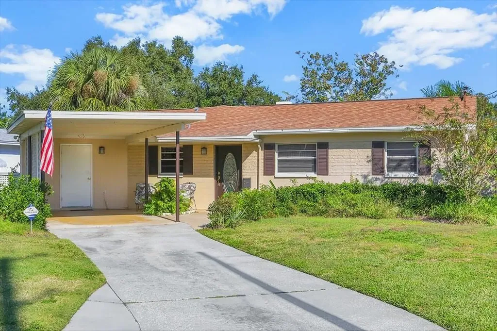 3315 W Leila Avenue Tampa FL 33611