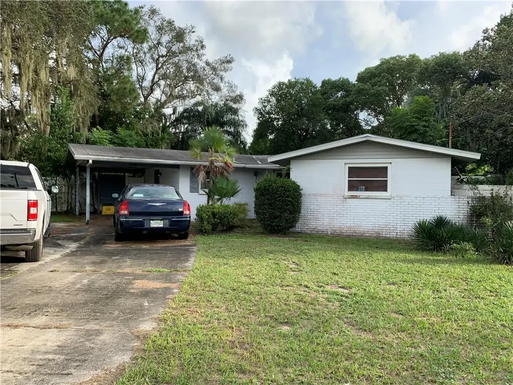 1329 Lakewood Road Lakeland FL 33805