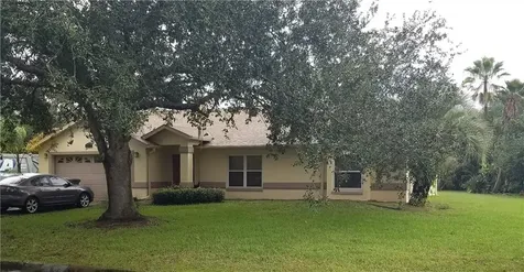 2743 Carmel Court Kissimmee FL 34746