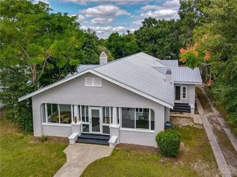 427 E Bullard Avenue Lake Wales FL 33853