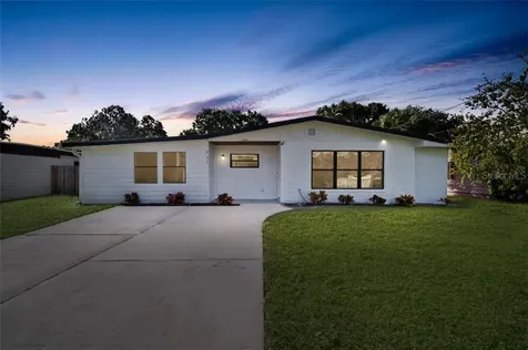 4416 W Mcelroy Avenue Tampa FL 33611