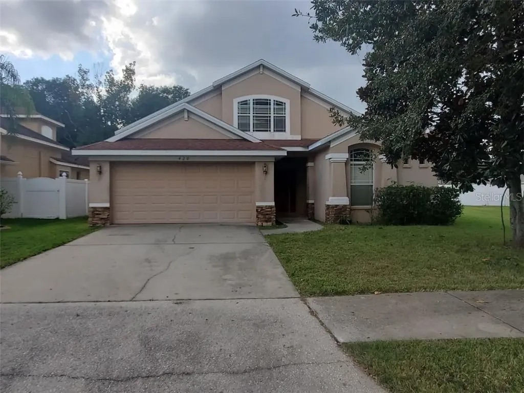 420 Summerlyn Drive Valrico FL 33594