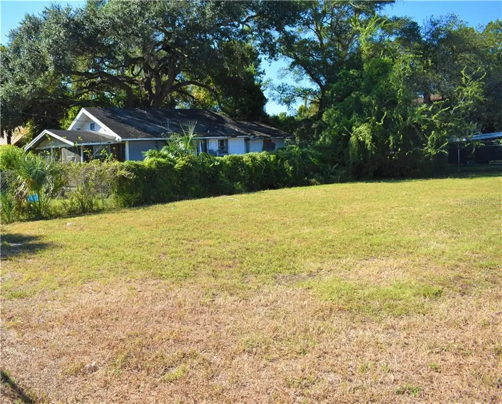 3212 N Morgan Street Tampa FL 33603