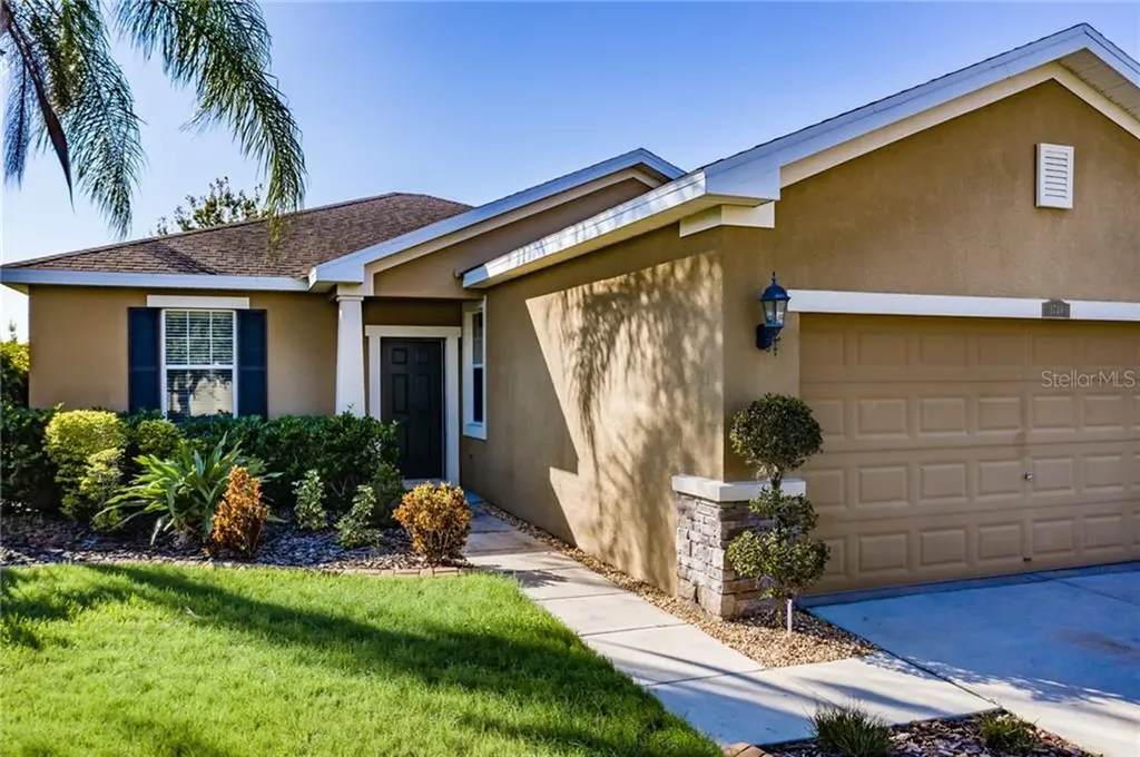 1749 Bonita Bluff Court Ruskin FL 33570