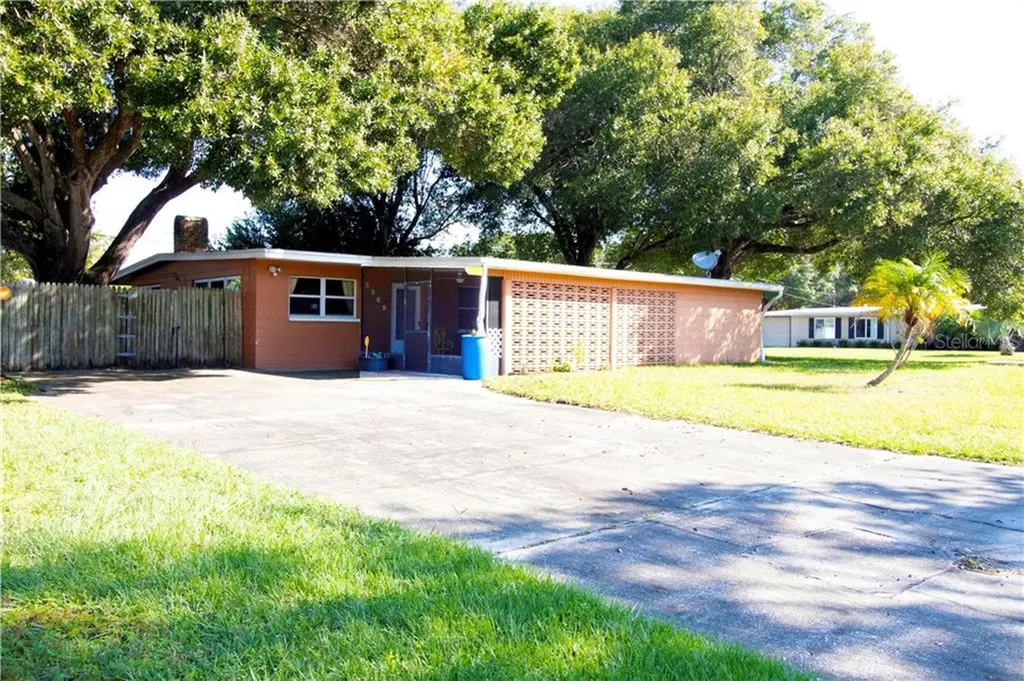 5369 56th Terrace N St Petersburg FL 33709