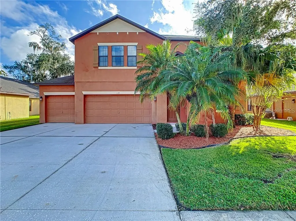 229 Oak Landing Lane Mulberry FL 33860