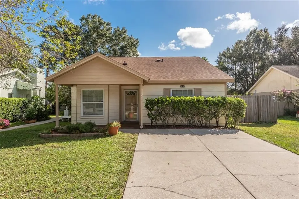 13208 Laraway Court Riverview FL 33579