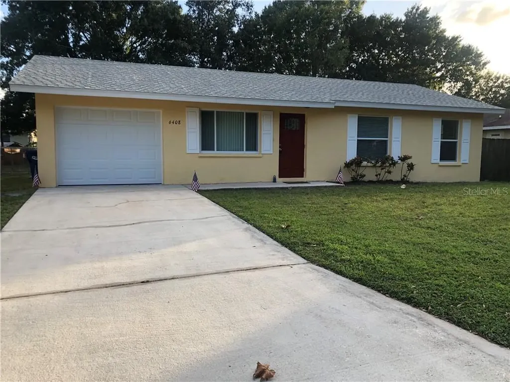 6408 2nd Avenue NE Bradenton FL 34208