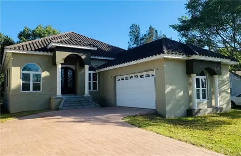 815 59th Avenue NE St Petersburg FL 33703