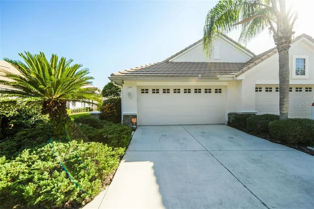 7040 Old Tabby Circle Lakewood Ranch FL 34202