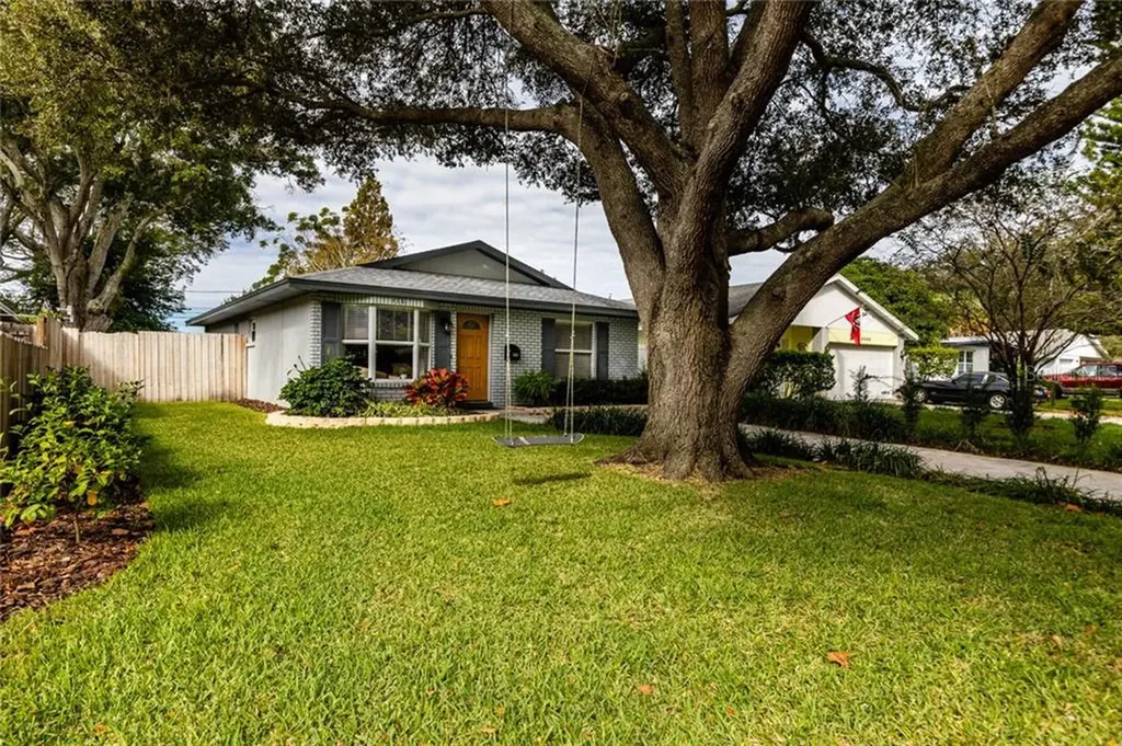 4336 20th Street N St Petersburg FL 33714