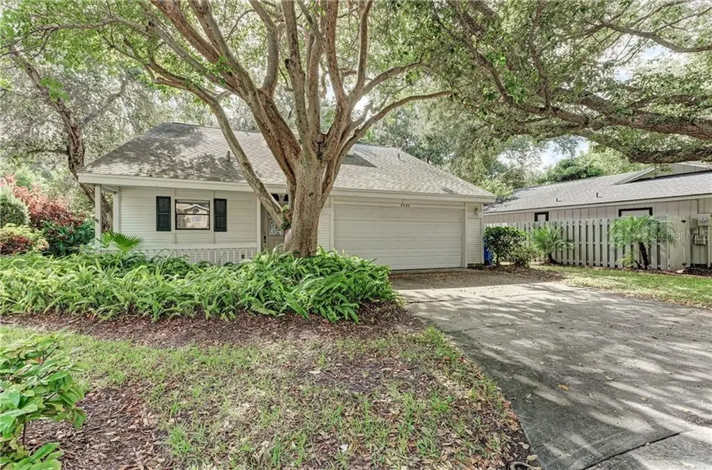 6820 Arbor Oaks Drive Bradenton FL 34209