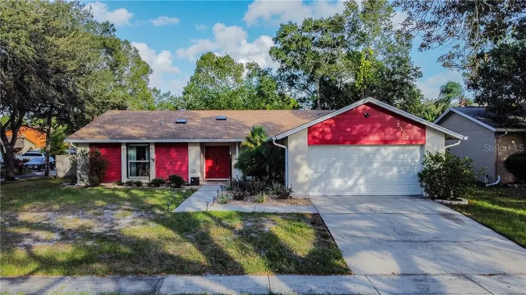 7302 Sunshine Circle Tampa FL 33634